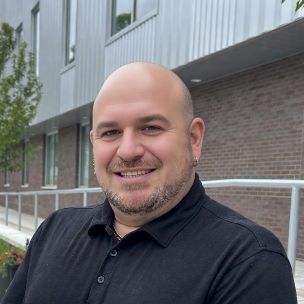 head shot - Michael Dinicola